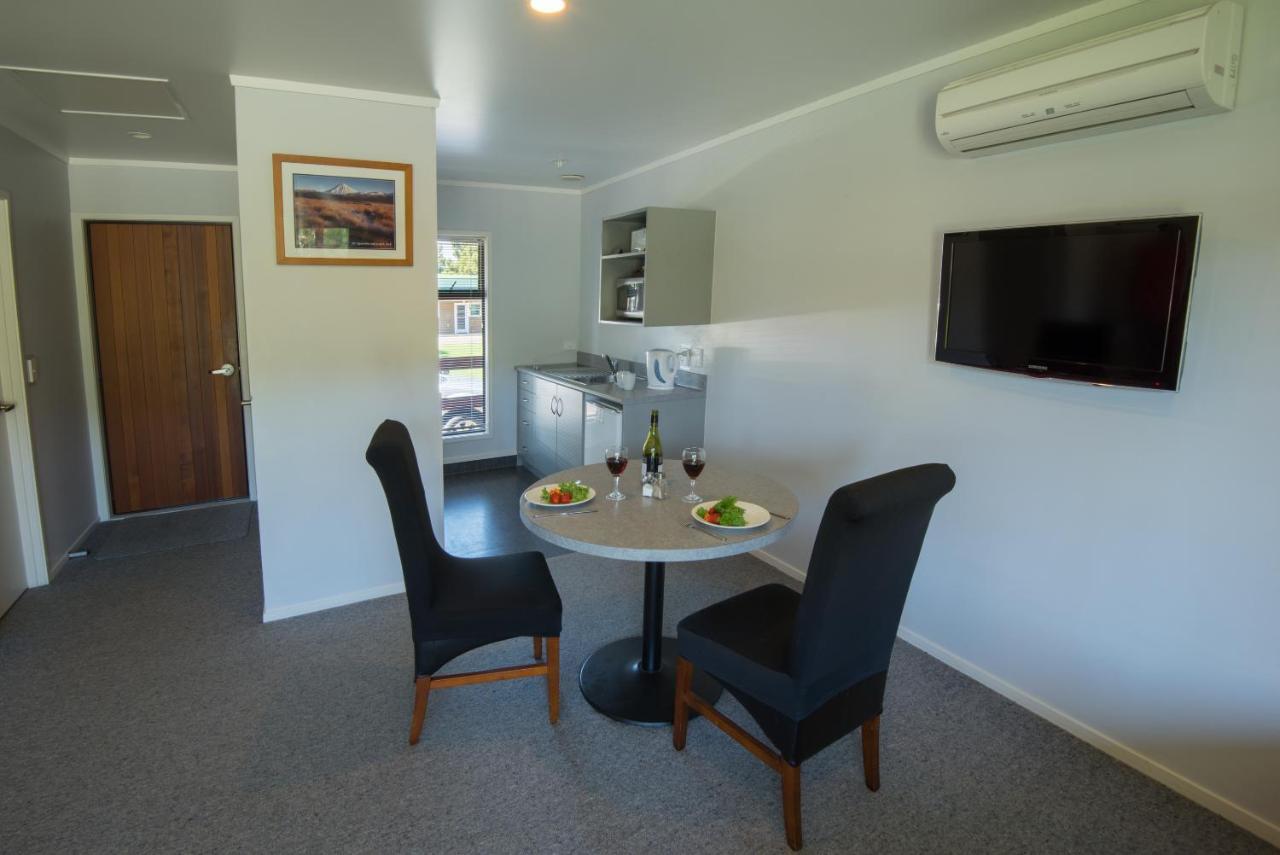 Oasis Motel & Holiday Park Turangi Dış mekan fotoğraf